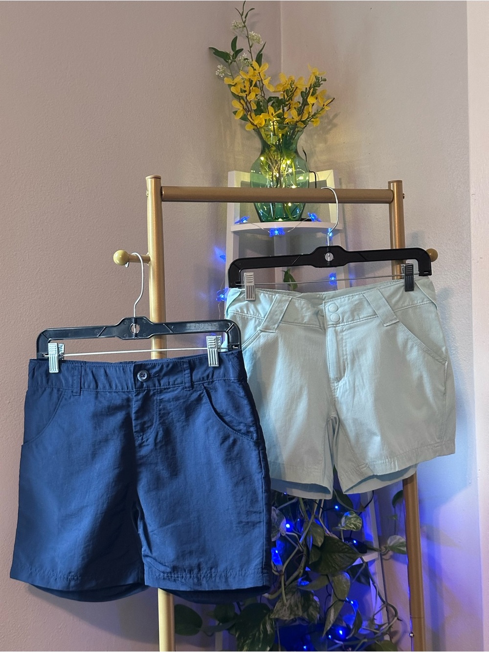 BUNDLE OF 2 Colombia Casual Women's Shorts in Navy and Light Blue-BOTH NWOT
